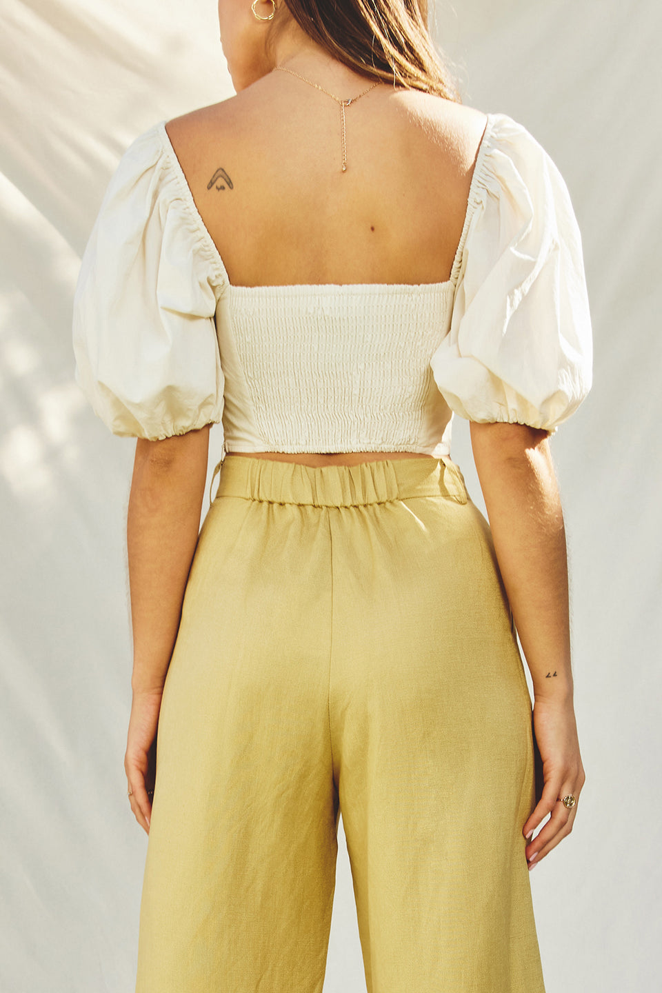 Vanilla Cut-Out O Blouse