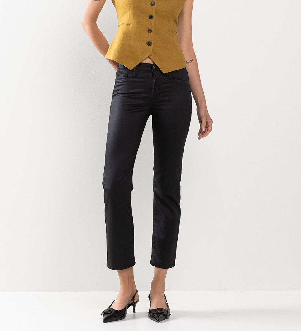 Medium Rise Black Jeans