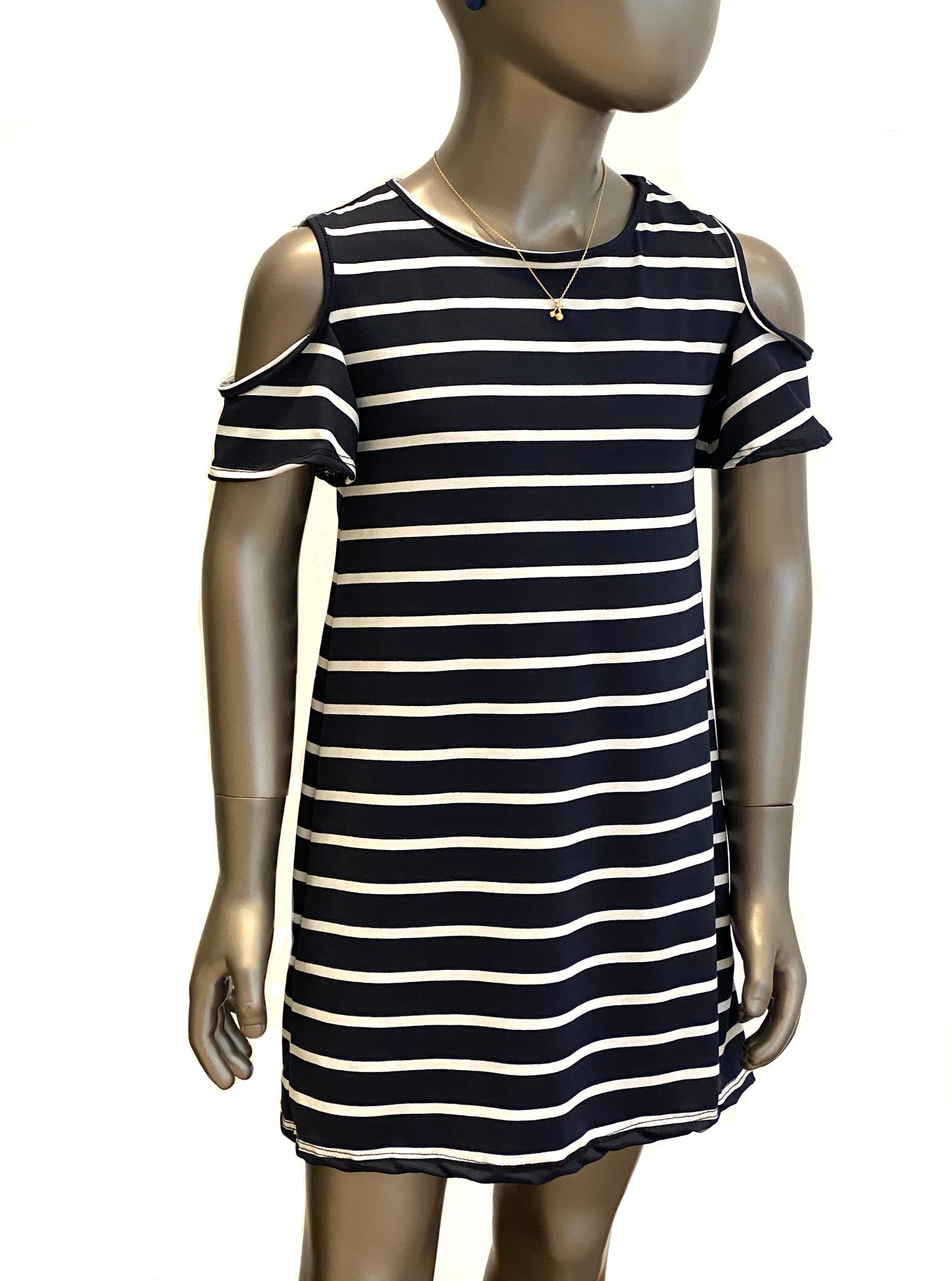 Vestido 'Cold Shoulders'