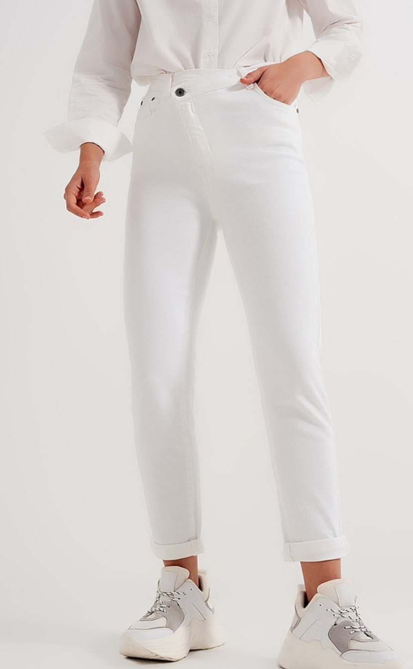 Slim Jeans Asymmetric Button