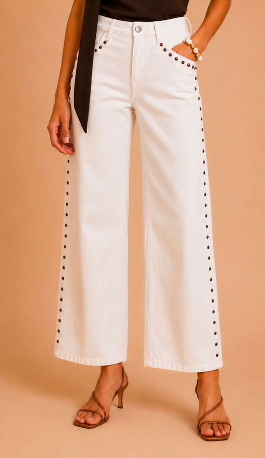 Pantalón Vaquero con studs en bronce